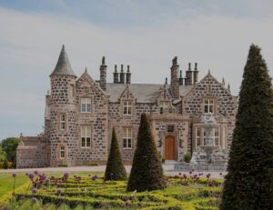 Macleod House & Lodge